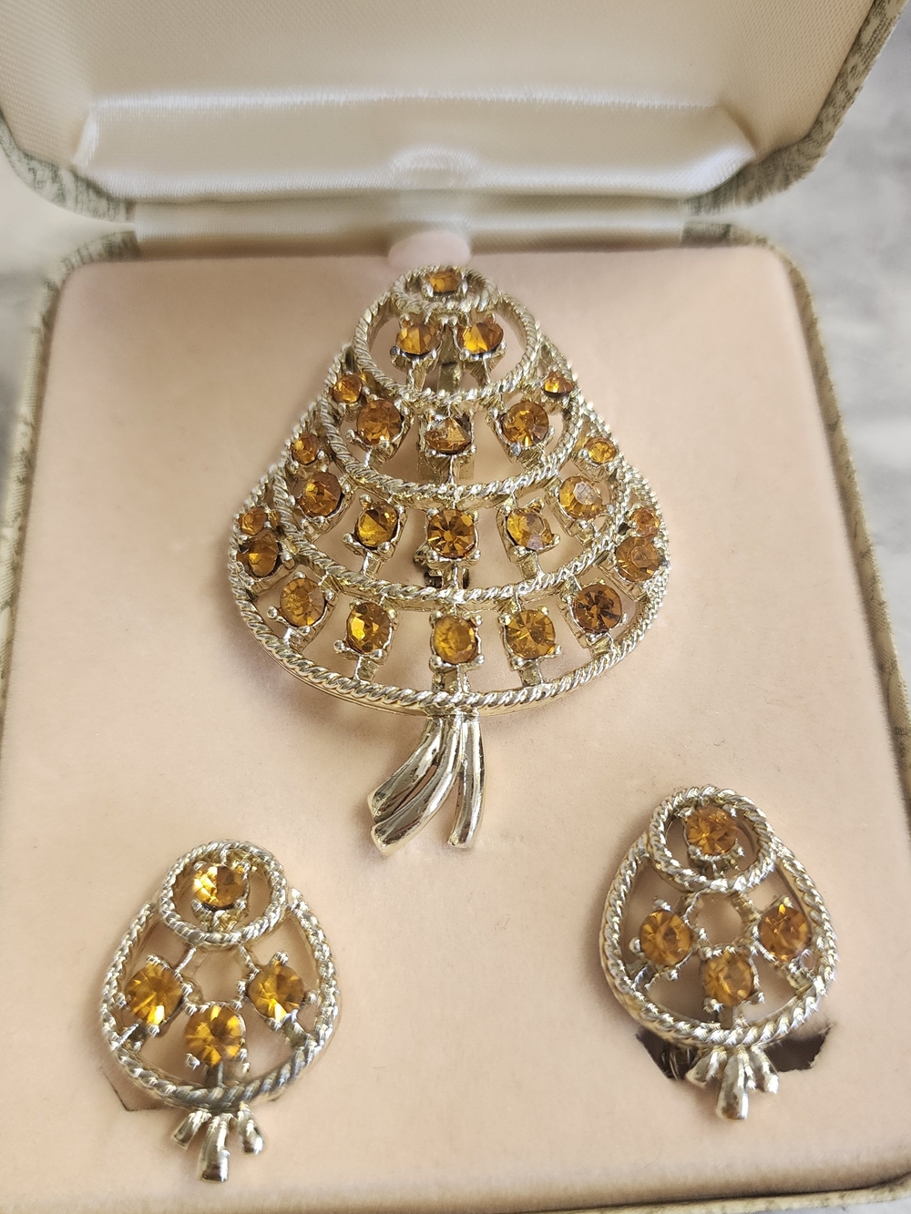 Vintage Camelot Amber Crystal Tree Brooch and Clip Earrings Set